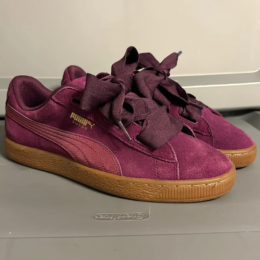 Puma Suede Heart Dark Purple